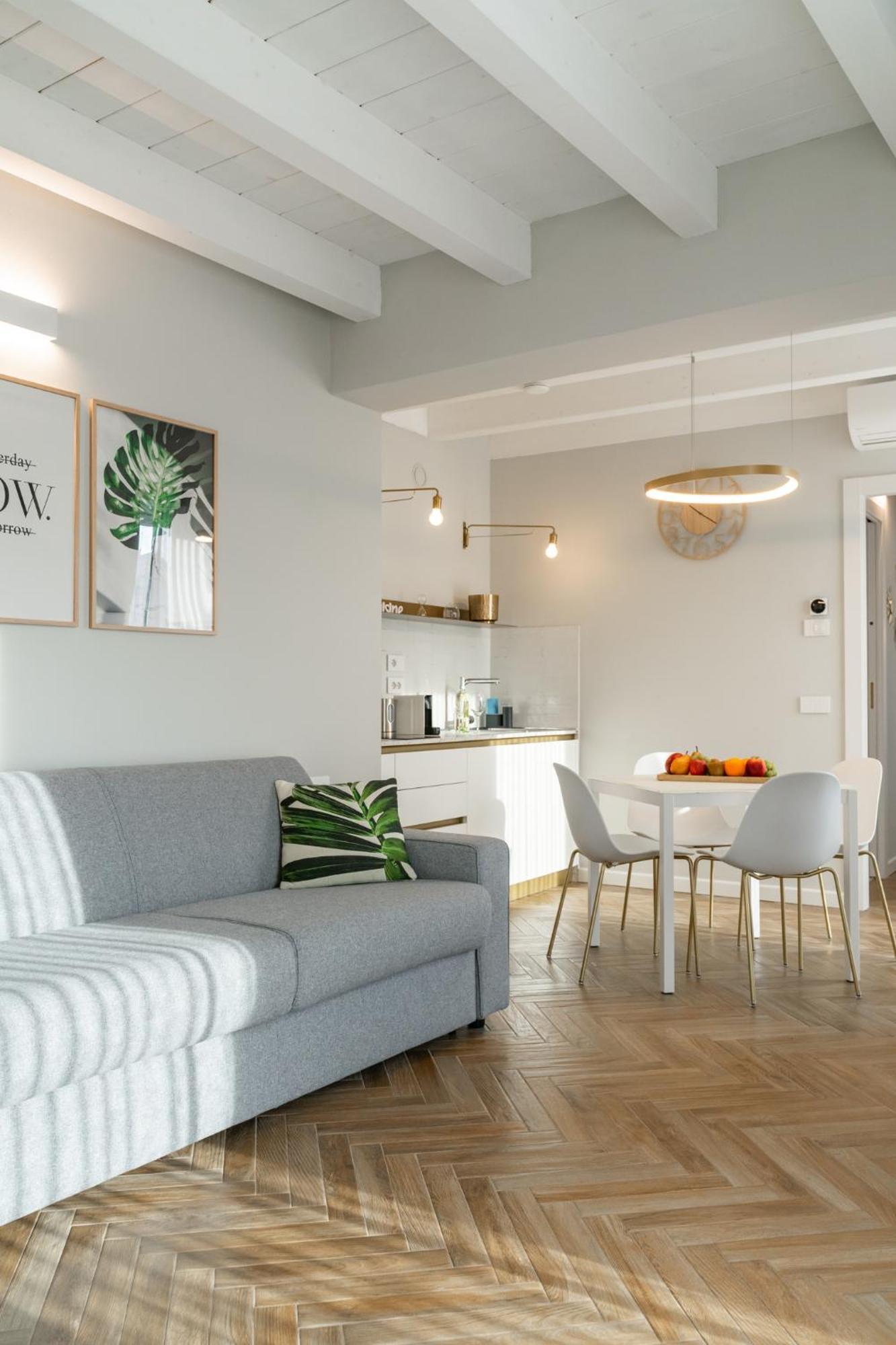 Homethirtyfour Verona Luaran gambar